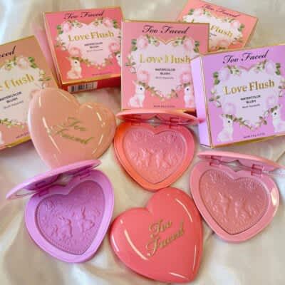 Too Faced】ラブが止まらない。ほんのり発色のハートチークが登場！【夏コスメ2021】｜美容メディアVOCE（ヴォーチェ）