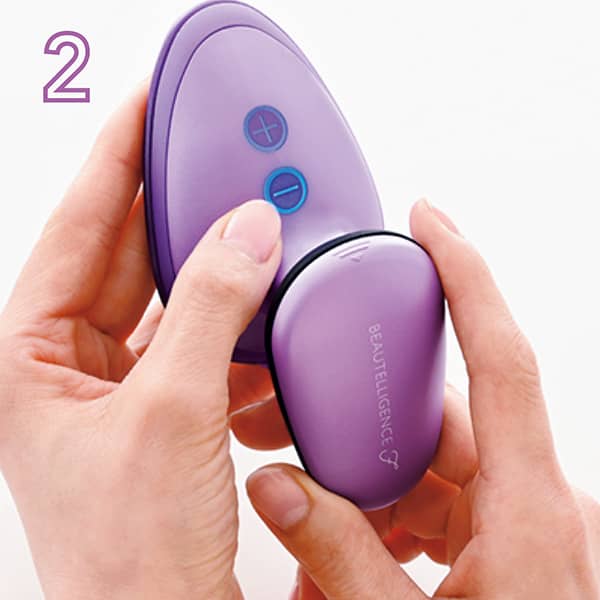 2.ー(マイナス)のボタンを押してスイッチオン。