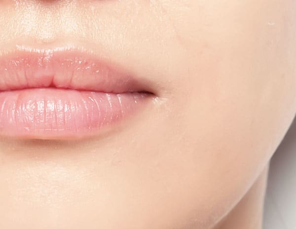 NARS ラディアントクリーミー カラーコレクター使用。湿度に強い?結果