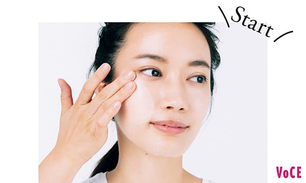 甲斐まりかさん/“引き上げクレープ塗り”で肌全体にクルクルとすばやく