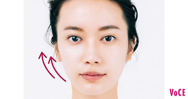 甲斐まりかさん/顔半分に大きな差が! 下地だけでこの仕上がり