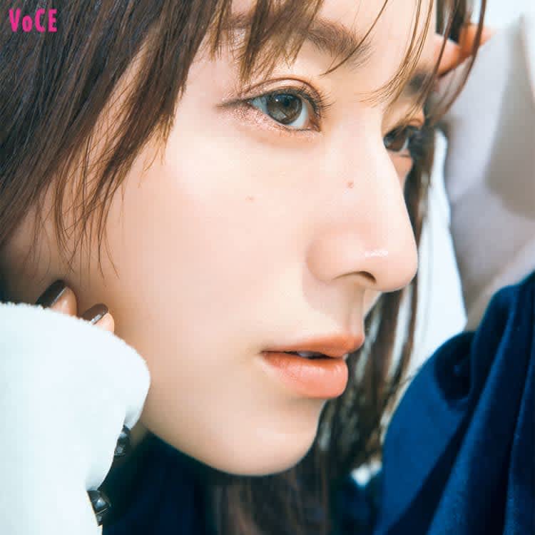 VOCE2021年12月号 田中みな実