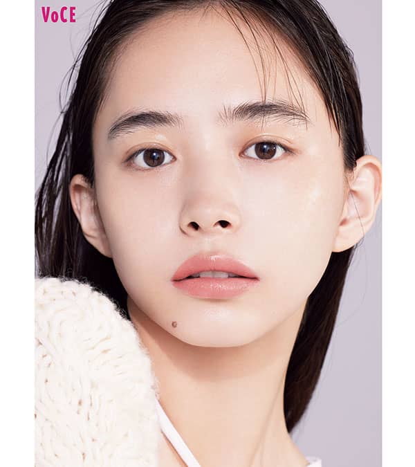 井桁弘恵さん/コスメデコルテ ザ スキン ミニマリスト