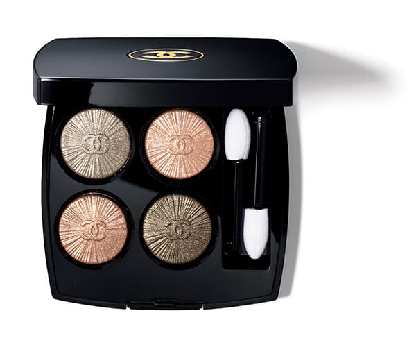 CHANEL レ キャトル 747 透明感が欲しい【イエベさん】はシャネルの新作アイパレが正解
