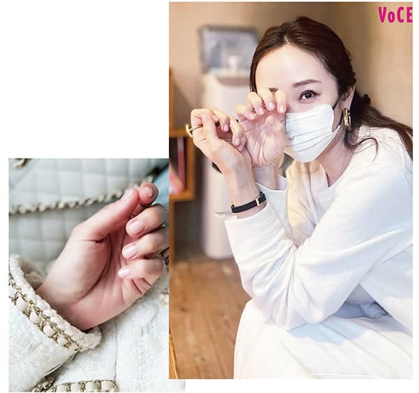 気分が一新するネイル3選 神崎恵 ハッピーになれる赤 ネイル8選 神崎恵メイクって 気分 美容メディアvoce ヴォーチェ