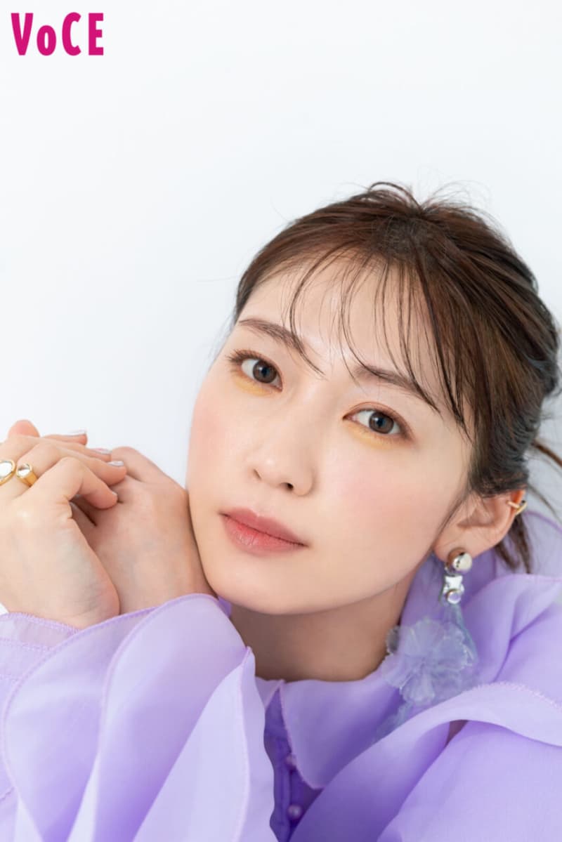 スキンケアに目覚めたのはここ3年 飯田圭織 奇跡の40歳 透明美肌の秘訣は 修造スキンケア にあった Voce ハロプロ ハロビュー 美容 メディアvoce ヴォーチェ スキンケアに目覚めたのはここ3年 飯田圭織 奇跡の40歳 透明美肌の秘訣は 修造スキンケア にあった Voce ハロプロ ハロビュー 美容 メディアvoce ヴォーチェ