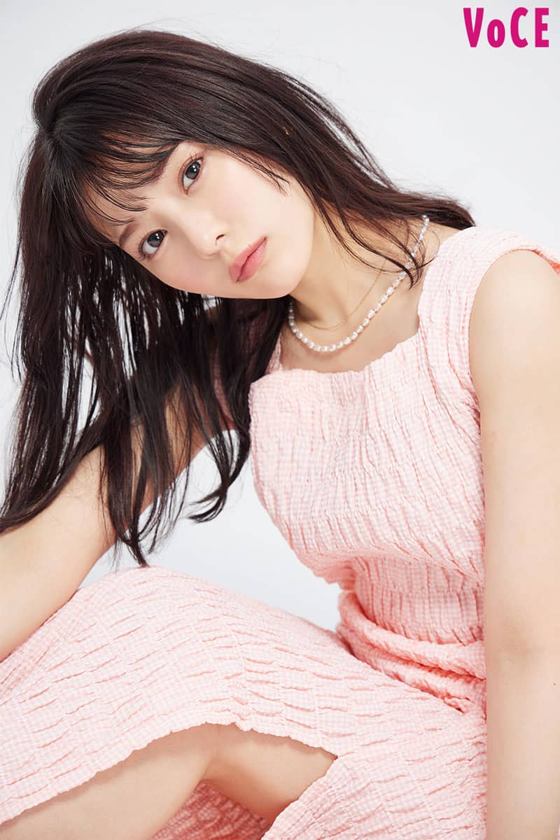 背中を押してくれた指原さんの言葉 齊藤なぎさ 学生時代は自分を隠してた アイドル は かわいい自分 でいられる大切な場所 Voce特別インタビュー 美容メディアvoce ヴォーチェ