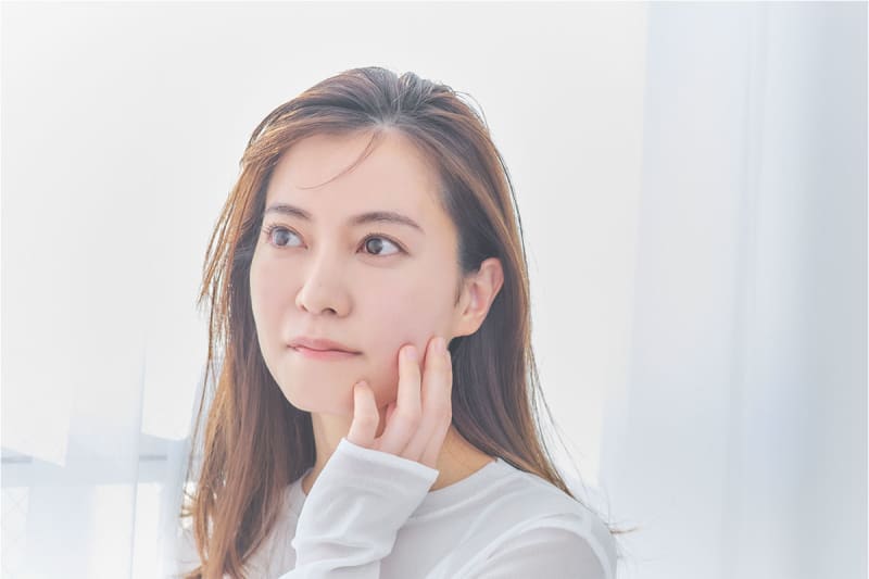 敏感肌が求める日焼け止め美容液が登場!高保湿&くすみカバーで下地としても優秀