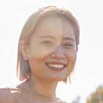 ヘア&メイクアップアーティスト 福岡玲衣さん