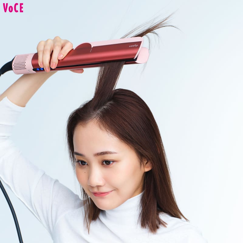 革新的技術に美賢者が太鼓判!Dyson Airstrait™ストレイトナー 革新的技術に美賢者が太鼓判!Dyson Airstrait™ストレイトナー