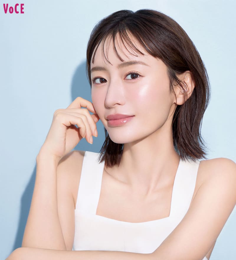 美を更新する“プログレス”発想から生まれた潤いケア】黒KANEBOの美容