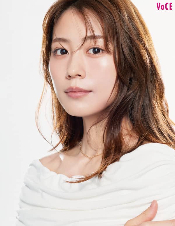 有村架純さんの生ツヤ肌（※1）に急接近！SOFINA Primavistaの本気
