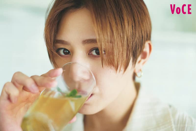 VOCE7月号の舞台裏】見る美容液・山田涼介、美の追求のために