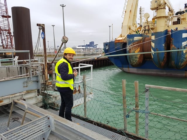 Vocus Communications Technical Lead, Mat Shields, undertook a quality assurance inspection for the cable loading (Credit: Vocus/ASN)
