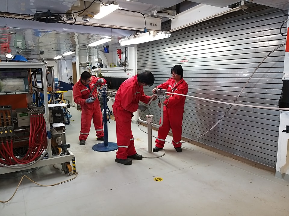 Preparing the cable for the final splice. (Credit: Vocus)