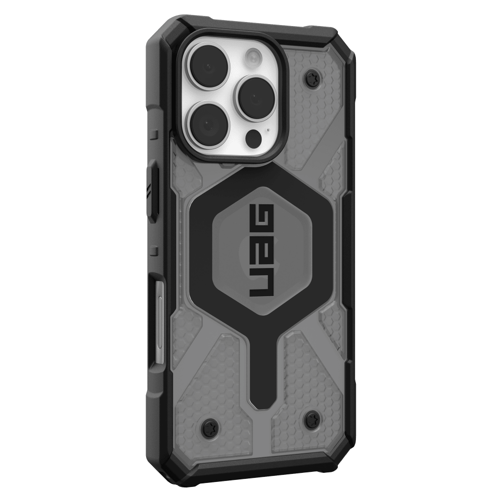 Wholesale cell phone accessory Urban Armor Gear (UAG) -  Pathfinder Clear MagSafe Case for