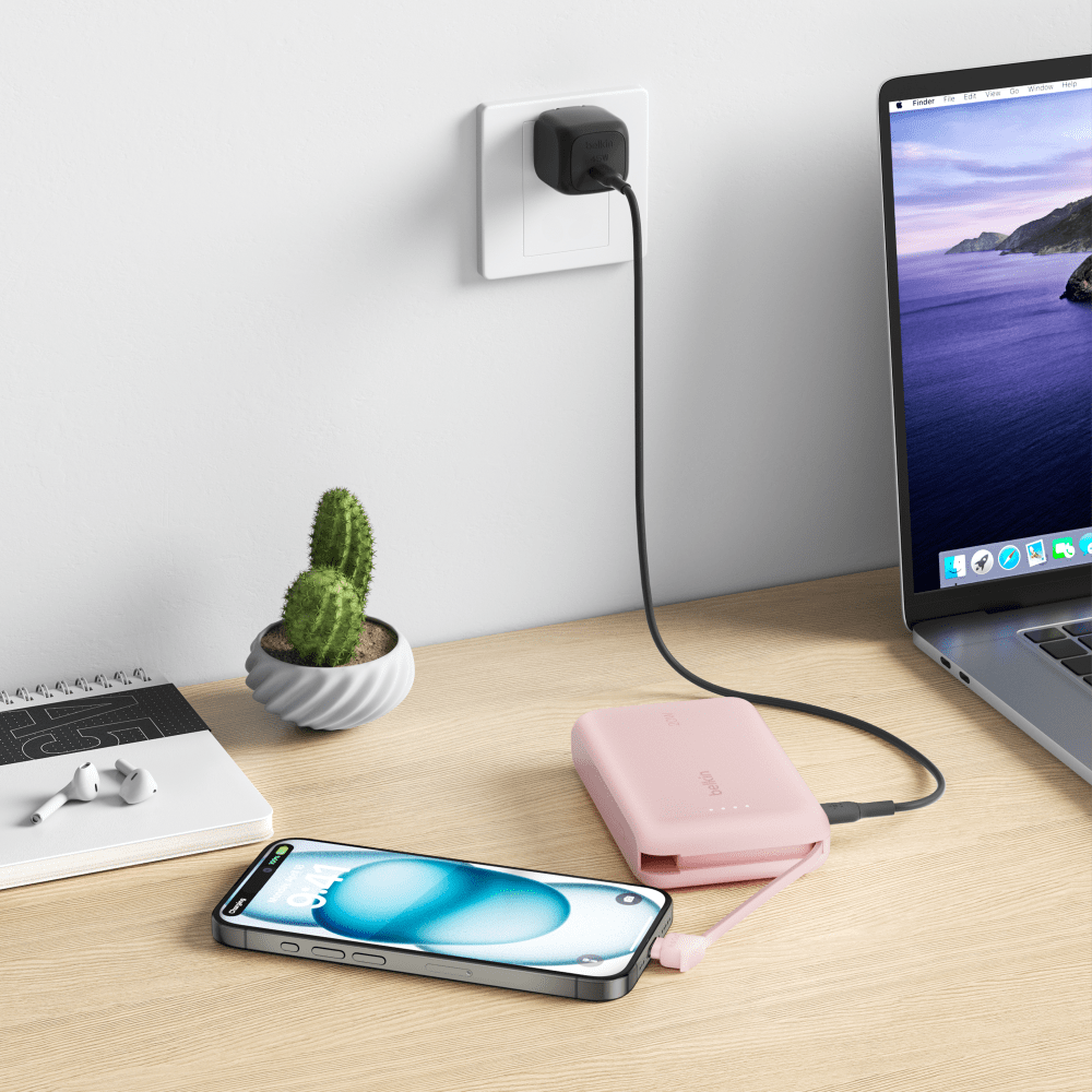 Wholesale cell phone accessory Belkin - BoostCharge Power Bank with Integrated Cable 10,000