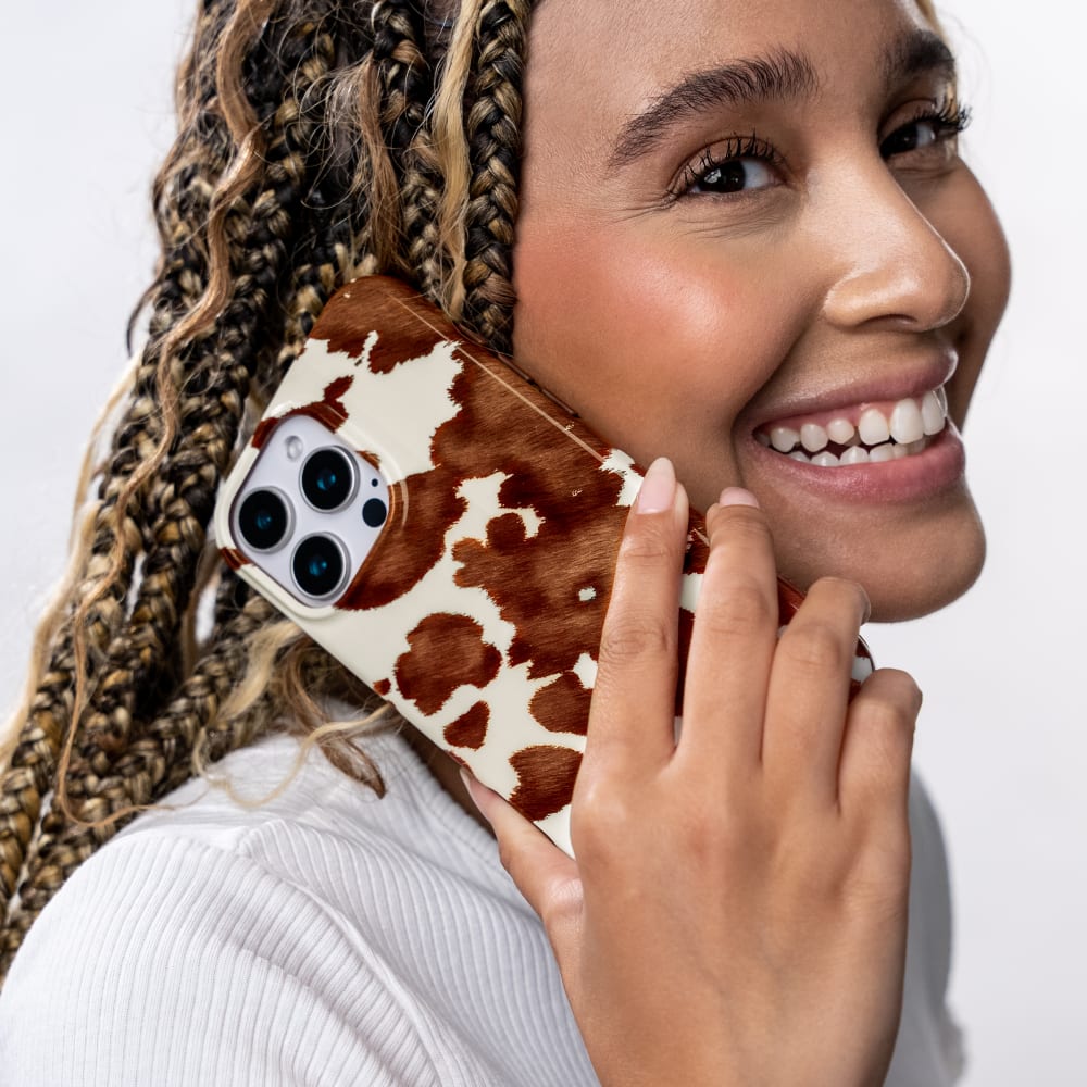 Wholesale cell phone accessory Velvet Caviar - MagSafe Case for Apple iPhone 16 Pro - Spotted