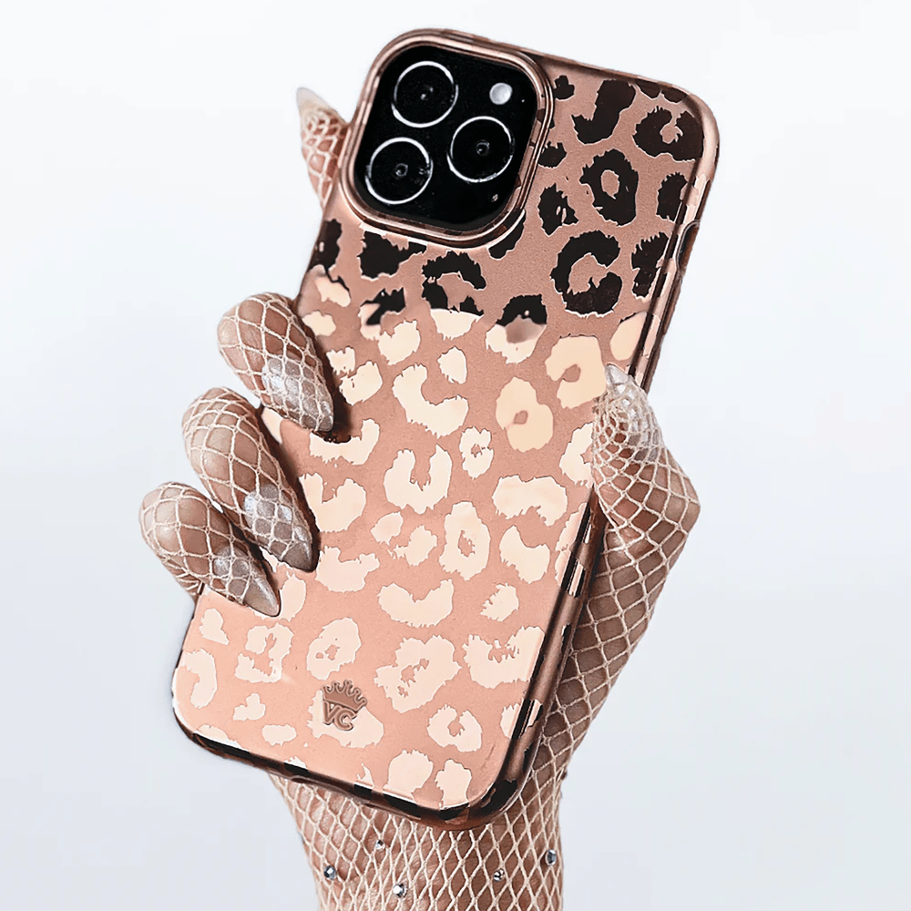 Wholesale cell phone accessory Velvet Caviar - MagSafe Case for Apple iPhone 16 Pro - Bronze
