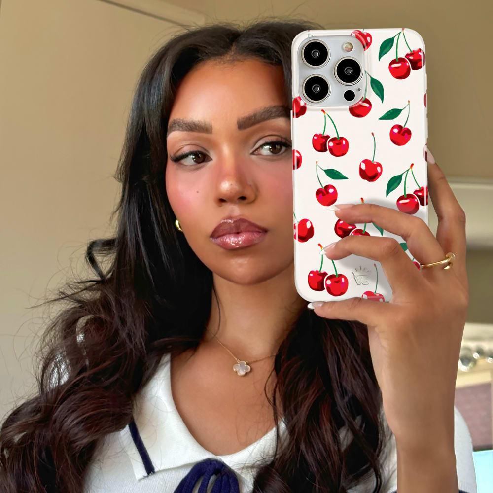 Wholesale cell phone accessory Velvet Caviar - MagSafe Case for Apple iPhone 16 - Mon Cheri