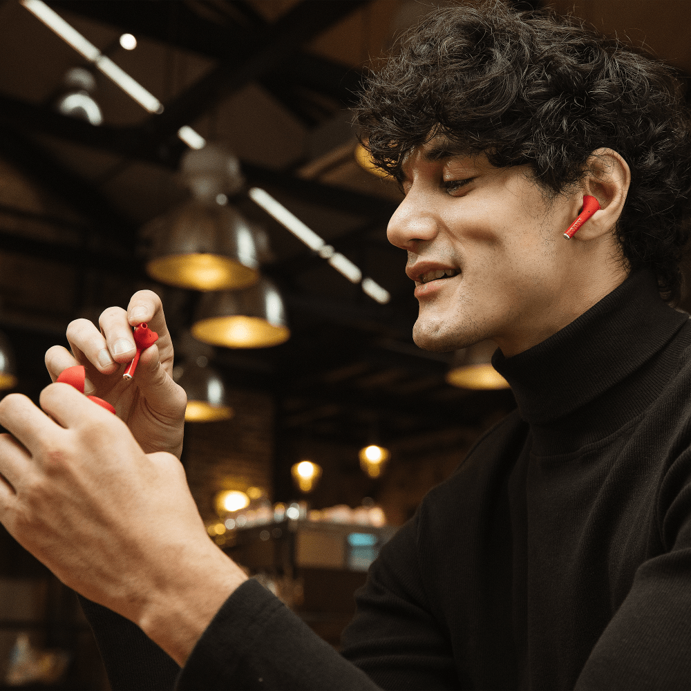 Wholesale cell phone accessory Defunc - True GO Slim Wireless In Ear Headphones - Red