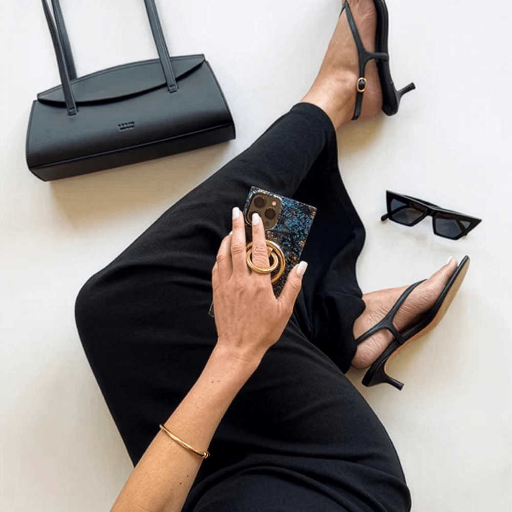 Wholesale cell phone accessory Flaunt - Magnetic MagSafe Ring Stand - Gold