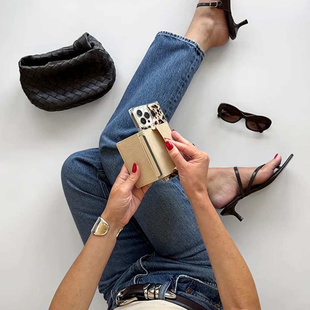 Wholesale cell phone accessory Flaunt - Magnetic Faux Leather MagSafe Wallet - Nude