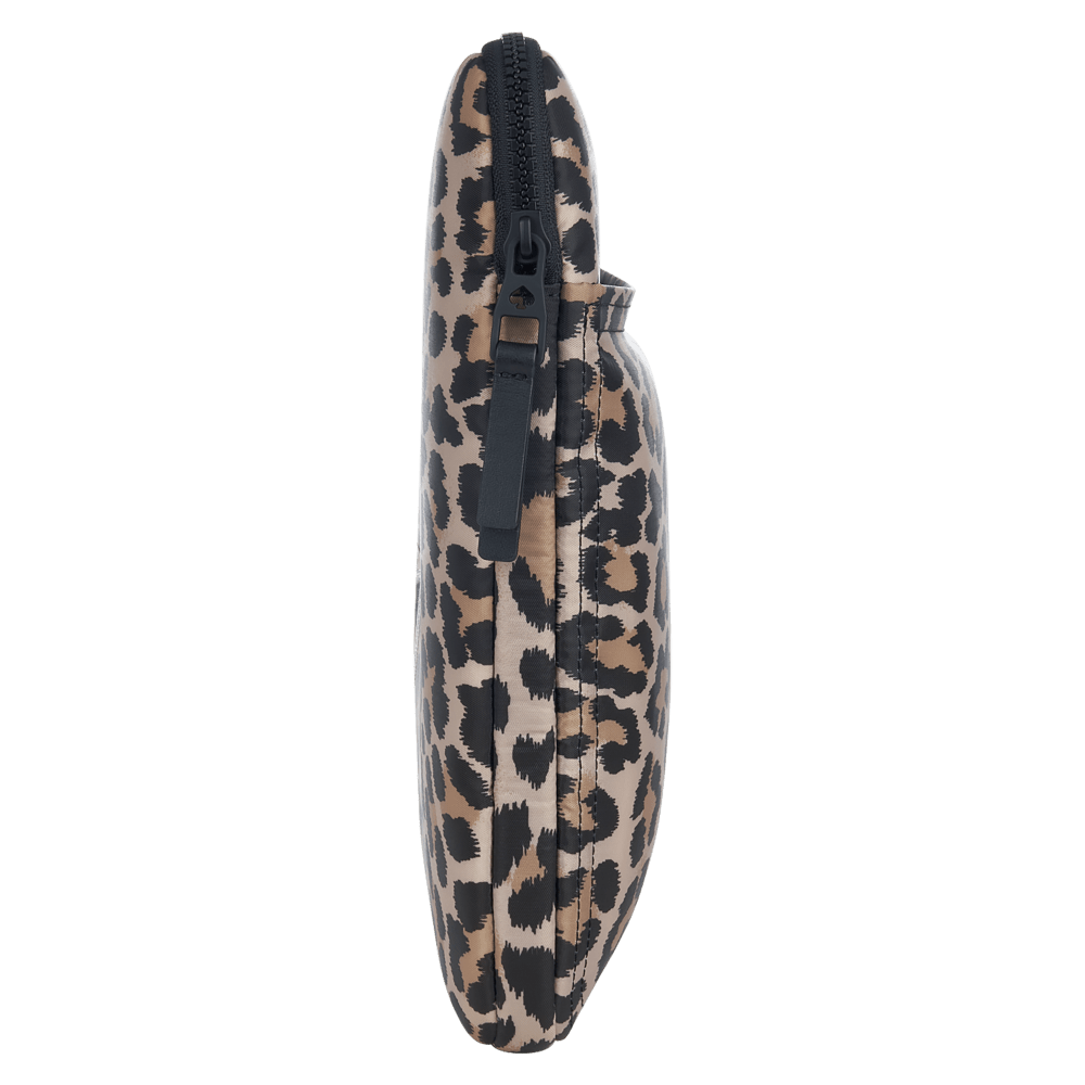 Wholesale cell phone accessory Kate Spade - Puffer Sleeve for Laptops 16in - Classic Leopard