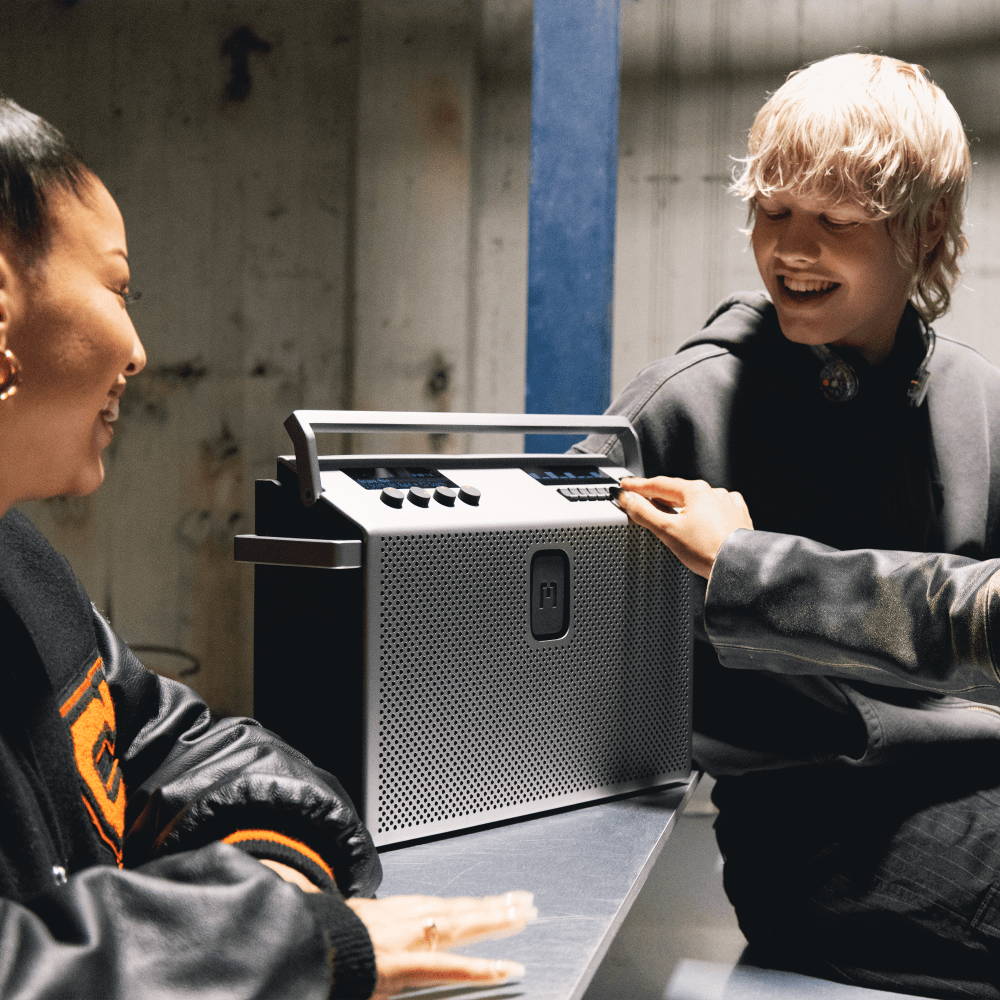 Wholesale cell phone accessory MONDO - Bluetooth Speaker (Large) - Silver