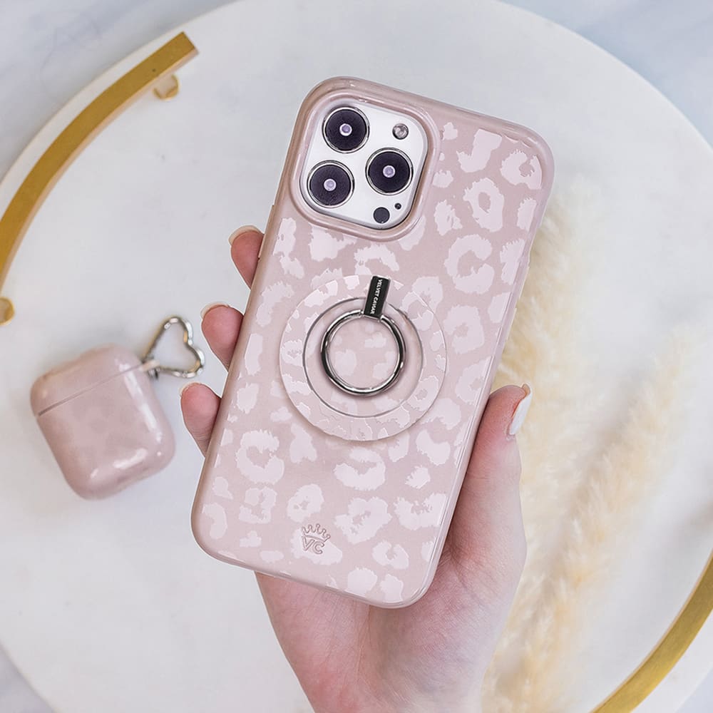 Wholesale cell phone accessory Velvet Caviar - MagSafe Grip Ring - Nude Leopard