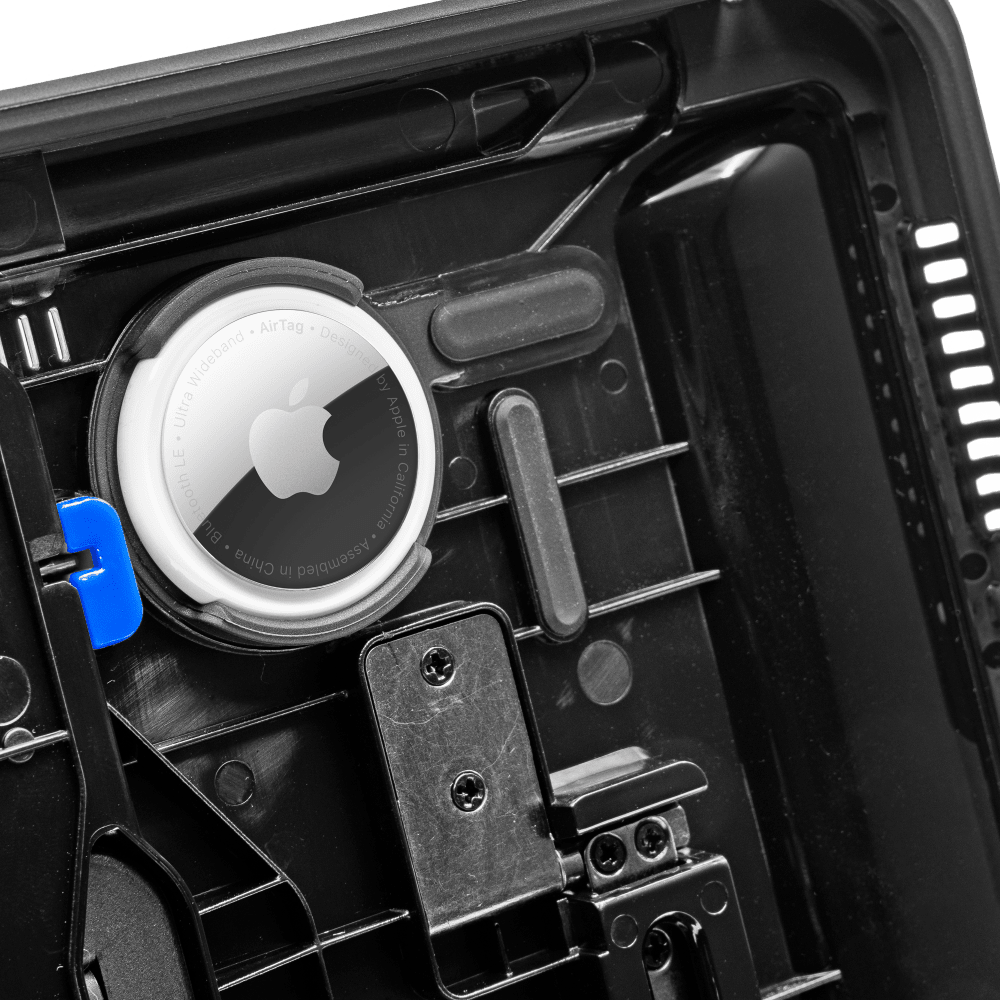 Wholesale cell phone accessory PIVOT - Case for Apple iPad 10th Gen - Black