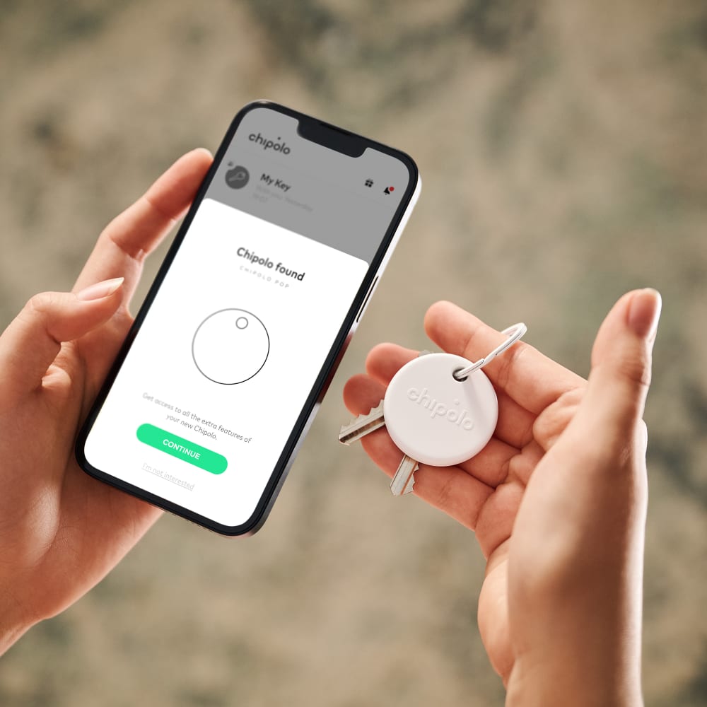 Wholesale cell phone accessory Chipolo - POP Tracking Tag for Apple and Google Devices - White