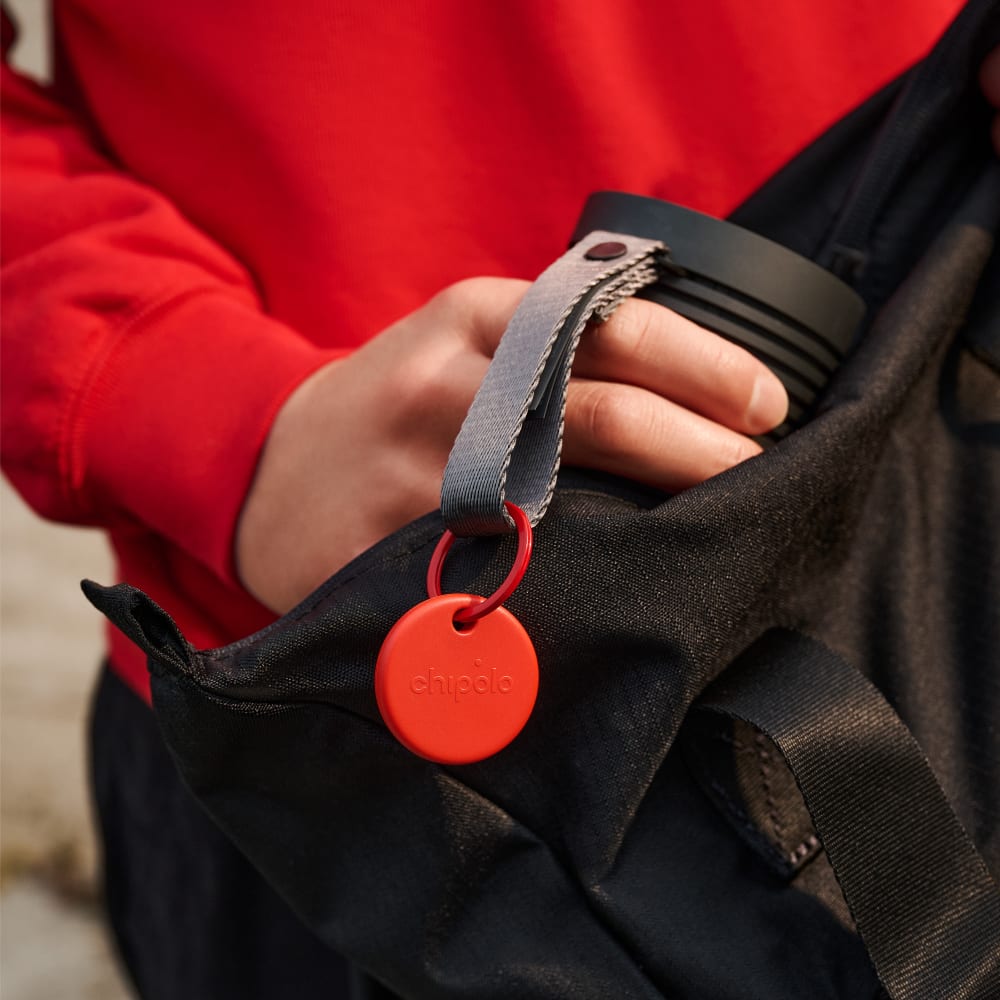 Wholesale cell phone accessory Chipolo - POP Tracking Tag for Apple and Google Devices - Red