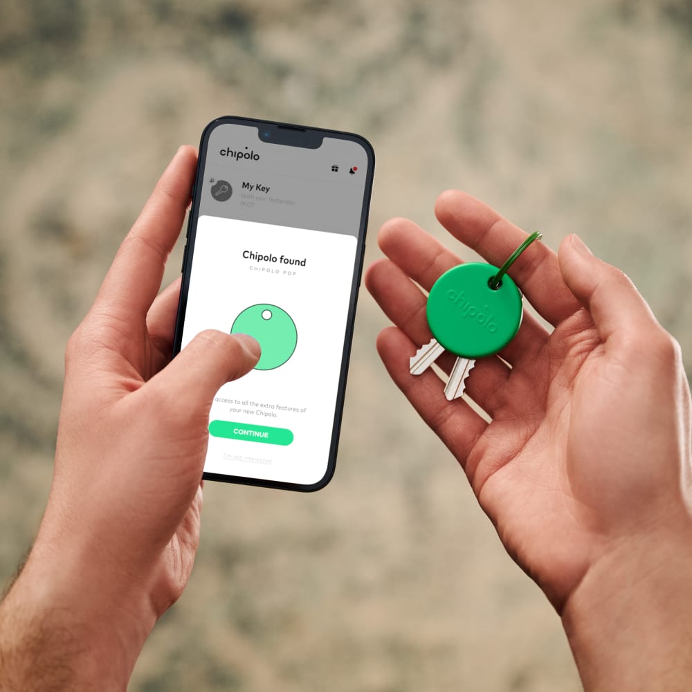 Wholesale cell phone accessory Chipolo - POP Tracking Tag for Apple and Google Devices - Green