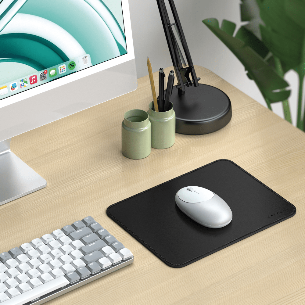 Wholesale cell phone accessory Satechi - Vegan-Leather Premium Mouse Pad - Black