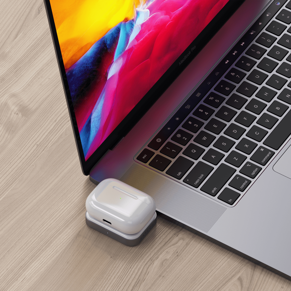 Wholesale cell phone accessory Satechi - USB C Wireless Charging Dock for Apple Airpods - Space