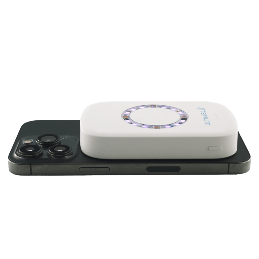 Wholesale cell phone accessory UltraBLU - Sanitizing and Charging Magnetic Power Bank - White