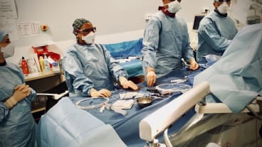 L'équipe perpignanaise du Dr Henri BENKEMOUN a assuré l'opération