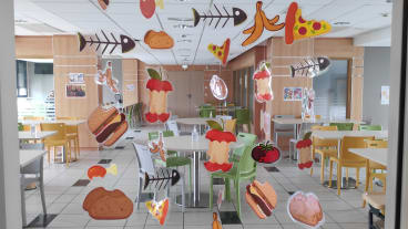 rideau de déchets à la clinique agenaise