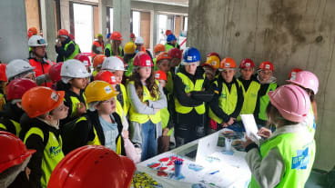 La jeunesse visite le chantier Terres De Moselle
