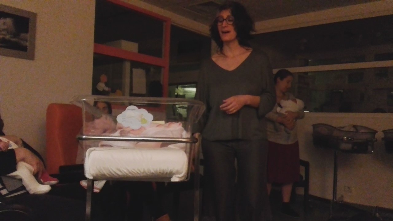 Zalie Bellaccico, chant a capella à la maternité