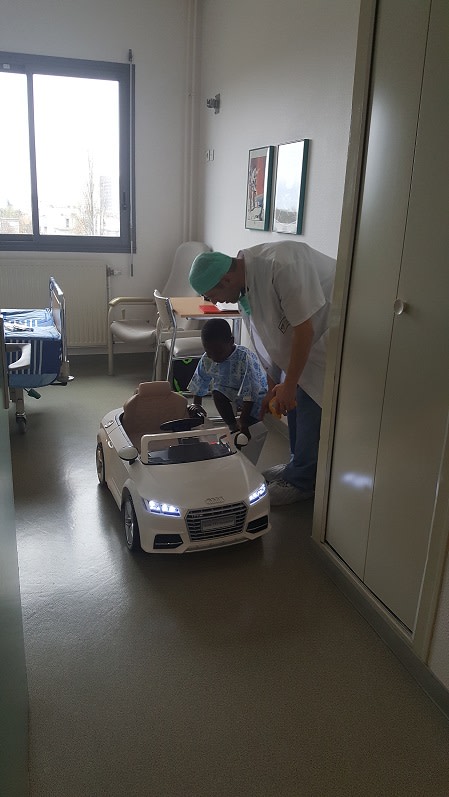 Voiture électrique Audi bloc opératoire Polyclinique Majorelle Nancy