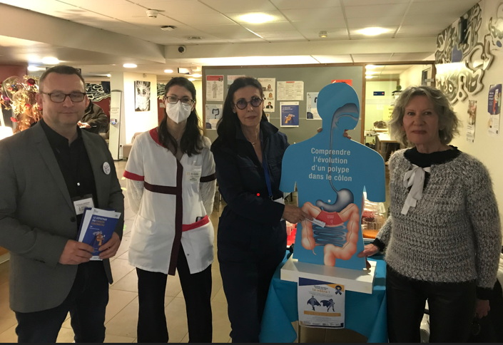 Mars Bleu Le Centre Médico-CHirurgical Les Cèdres