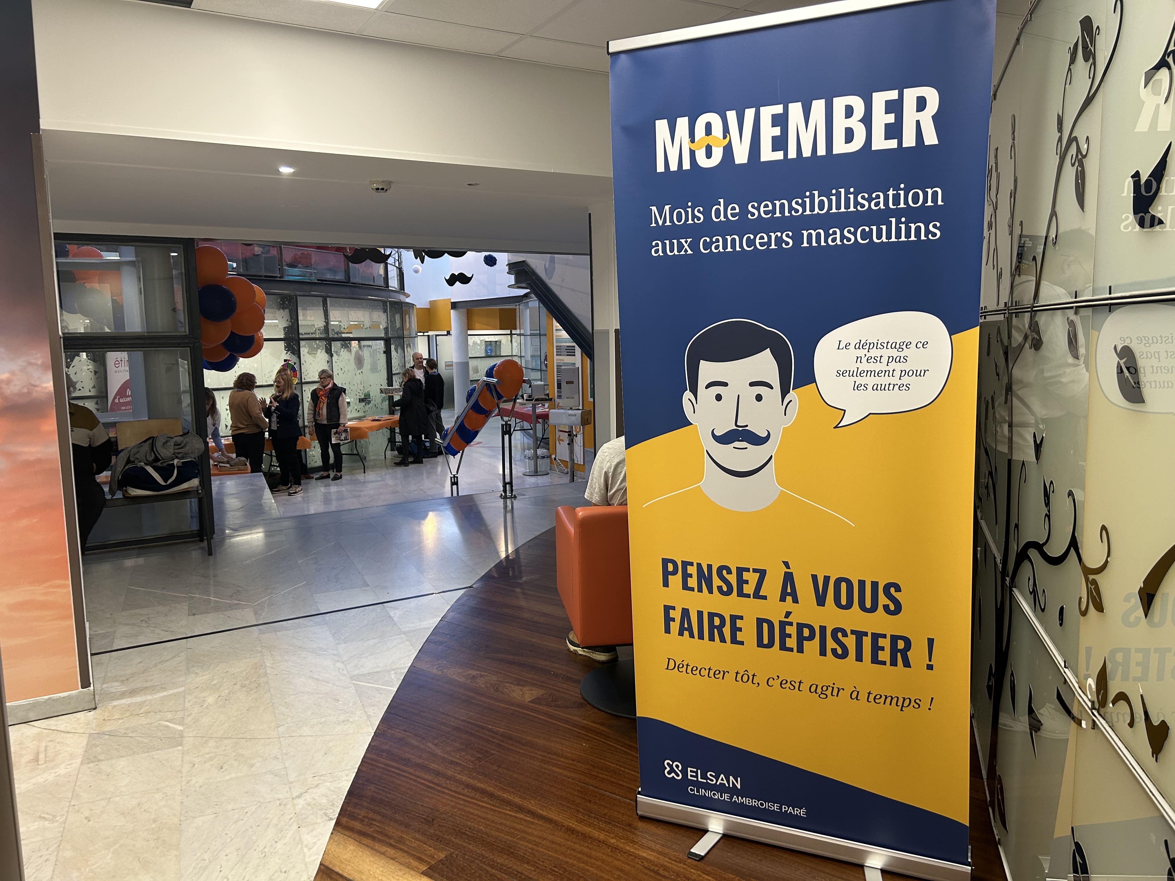 Décoration hall d'accueil Movember