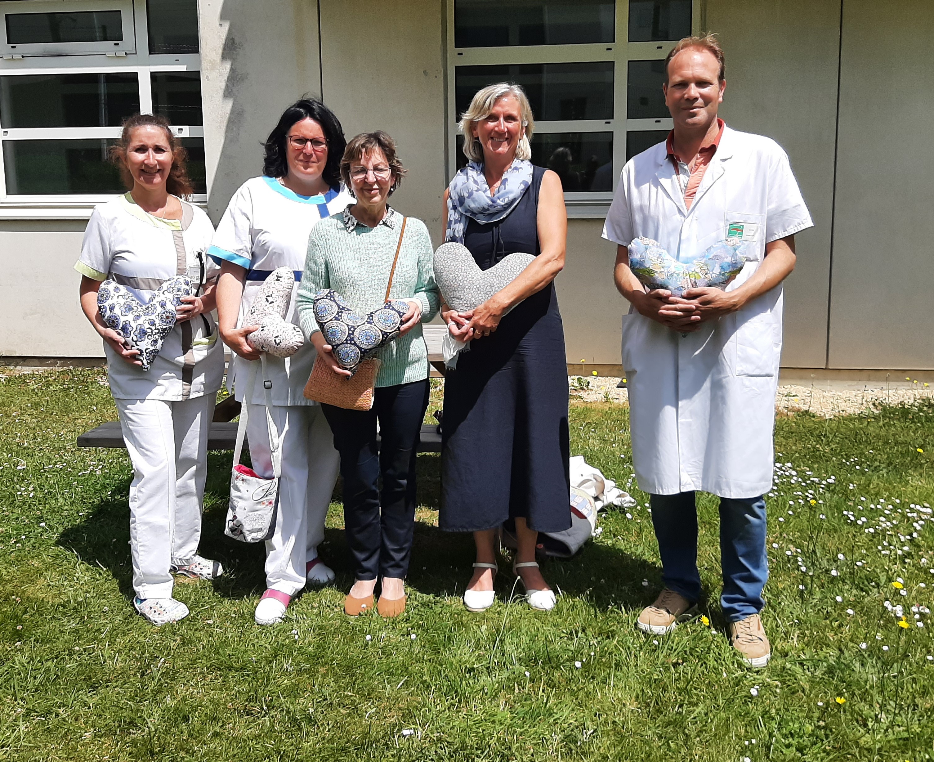 Partenariat CHP Brest et l'association Les Petites Mains de Légendes en faveur des femmes atteintes d'un cancer du sein