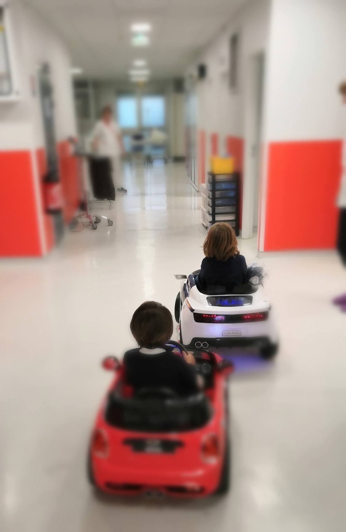 "voitures électriques enfants"