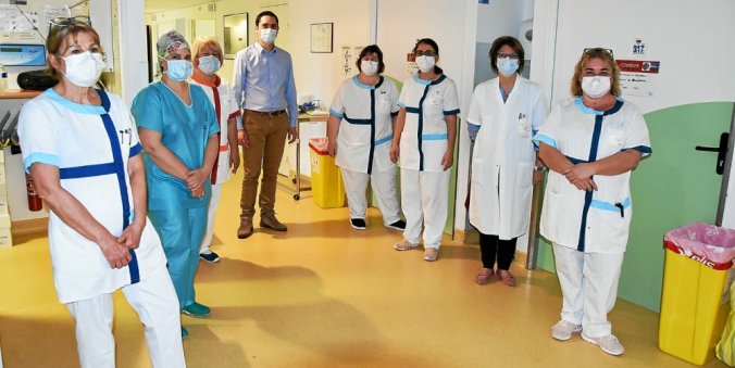 Equipe des soignants du service de médecine de l'Hôpital Privé Océane - covid-19 - Vannes