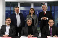 signature-accord-radio-france-societes-auteurs-vignette.jpg