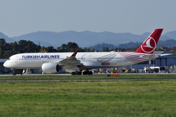 Airbus A350-900 Turkish Airlines by Alberto Cisotto