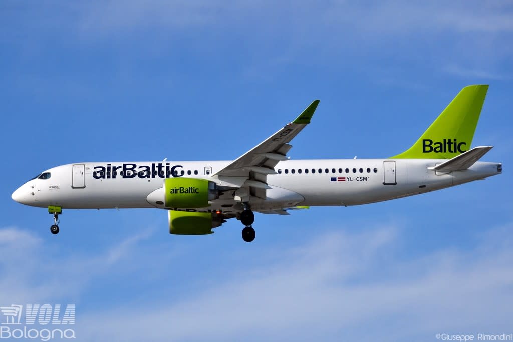 Air Baltic  Airbus A220-300 (CSeries CS300)